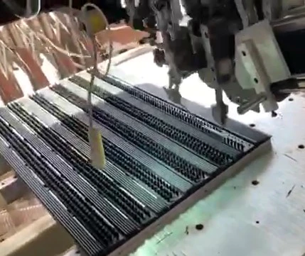 2 एक्सिस फ्लैट रबर बेस ब्रश बनाने की मशीन