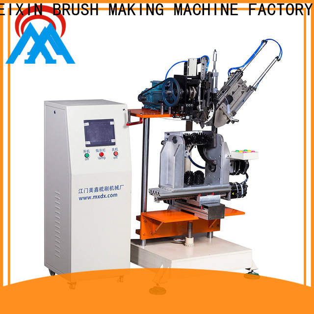 independent motion brush tufting machine design for clothes brushes